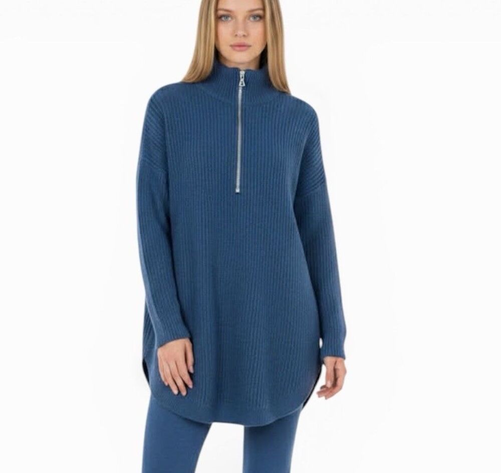 Express Women’s Size Small Petite Blue Knit Sweater Half Zip High Neck